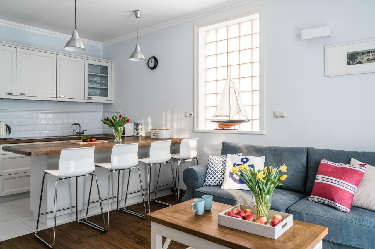 Sanhaus Apartments - Capri - Apartamenty 200 Metrow Od Plazy I Deptaka 소포트 외부 사진